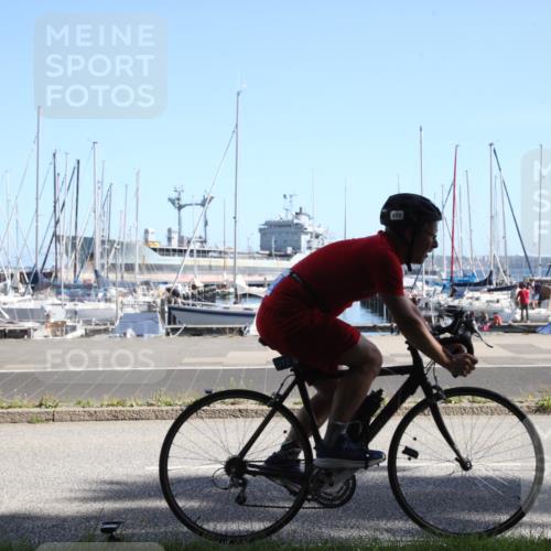 17.08.2025 - KN Förde Triathlon 2025 Yannick Fuchs http://msf.ph/oto/8619449 17.08.2025 11:14:46 Radfahren 296, 303, 328, 352, 361, 372, 606, 610 meine-sportfotos.de