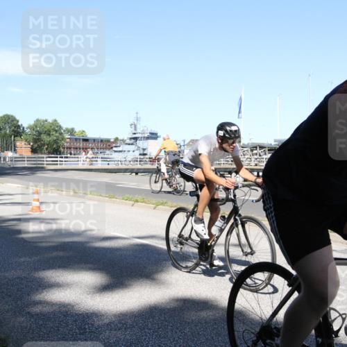 17.08.2025 - KN Förde Triathlon 2025 Yannick Fuchs http://msf.ph/oto/8619465 17.08.2025 13:22:44 Radfahren 410, 461, 486, 528 meine-sportfotos.de