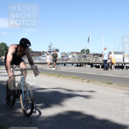 17.08.2025 - KN Förde Triathlon 2025 Yannick Fuchs http://msf.ph/oto/8619487 17.08.2025 13:23:23 Radfahren 435, 452, 469, 471, 481, 520 meine-sportfotos.de