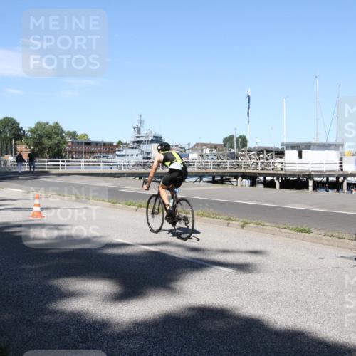 17.08.2025 - KN Förde Triathlon 2025 Yannick Fuchs http://msf.ph/oto/8619500 17.08.2025 13:23:46 Radfahren 395, 432, 475, 493, 535, 549 meine-sportfotos.de