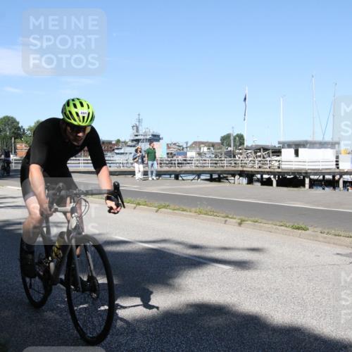 17.08.2025 - KN Förde Triathlon 2025 Yannick Fuchs http://msf.ph/oto/8619502 17.08.2025 13:24:01 Radfahren 458, 494, 542 meine-sportfotos.de