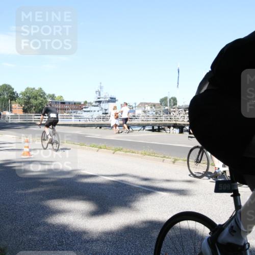 17.08.2025 - KN Förde Triathlon 2025 Yannick Fuchs http://msf.ph/oto/8619522 17.08.2025 13:24:35 Radfahren 396, 453, 476, 509, 510 meine-sportfotos.de