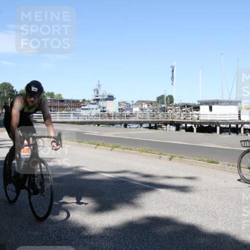 17.08.2025 - KN Förde Triathlon 2025 Yannick Fuchs http://msf.ph/oto/8619548 17.08.2025 13:25:15 Radfahren 492, 493, 498, 523 meine-sportfotos.de