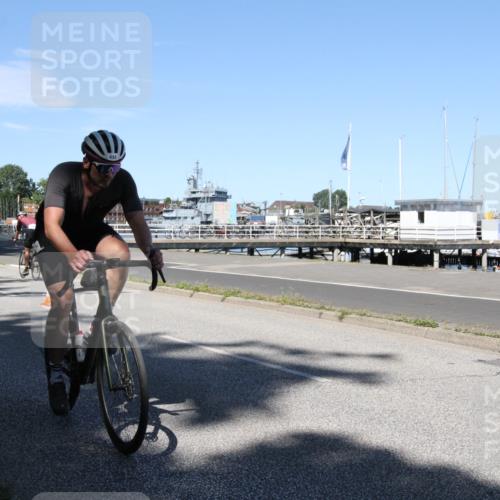 17.08.2025 - KN Förde Triathlon 2025 Yannick Fuchs http://msf.ph/oto/8619551 17.08.2025 13:25:19 Radfahren 432, 492, 493, 498, 523 meine-sportfotos.de