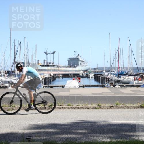 17.08.2025 - KN Förde Triathlon 2025 Yannick Fuchs http://msf.ph/oto/8619556 17.08.2025 11:16:31 Radfahren 297, 361, 642 meine-sportfotos.de