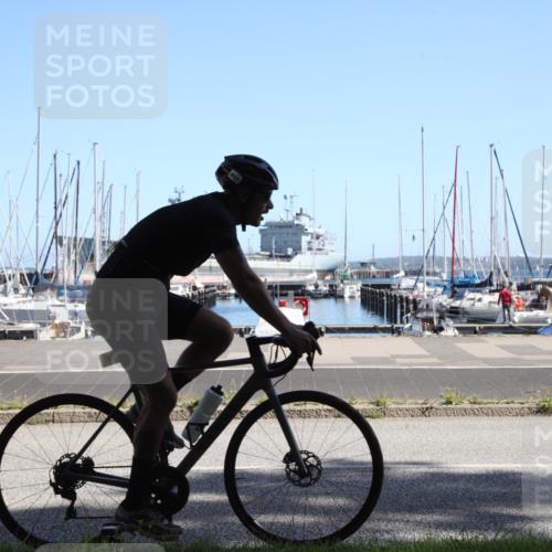 17.08.2025 - KN Förde Triathlon 2025 Yannick Fuchs http://msf.ph/oto/8619574 17.08.2025 11:17:03 Radfahren 294, 299, 300, 622, 629 meine-sportfotos.de