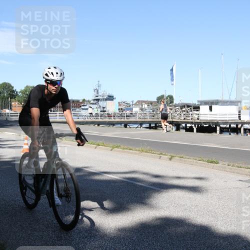 17.08.2025 - KN Förde Triathlon 2025 Yannick Fuchs http://msf.ph/oto/8619603 17.08.2025 13:26:38 Radfahren 462, 507, 513, 547 meine-sportfotos.de