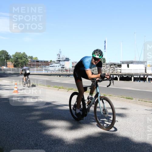 17.08.2025 - KN Förde Triathlon 2025 Yannick Fuchs http://msf.ph/oto/8619625 17.08.2025 13:27:05 Radfahren 427, 487, 498, 505, 506, 523, 532 meine-sportfotos.de