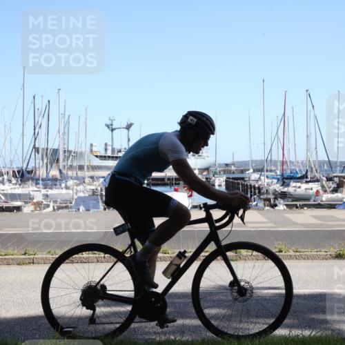 17.08.2025 - KN Förde Triathlon 2025 Yannick Fuchs http://msf.ph/oto/8619635 17.08.2025 11:18:08 Radfahren 297, 335, 355 meine-sportfotos.de