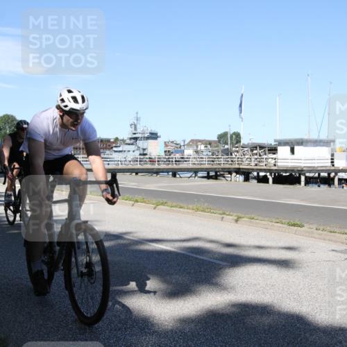 17.08.2025 - KN Förde Triathlon 2025 Yannick Fuchs http://msf.ph/oto/8619653 17.08.2025 13:27:56 Radfahren 397, 421, 436, 448, 455, 465, 491, 529, 531, 536 meine-sportfotos.de