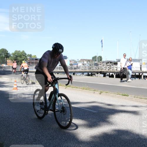 17.08.2025 - KN Förde Triathlon 2025 Yannick Fuchs http://msf.ph/oto/8619726 17.08.2025 13:30:44 Radfahren 482, 504, 522 meine-sportfotos.de