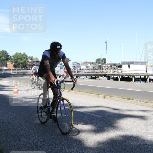 17.08.2025 - KN Förde Triathlon 2025 Yannick Fuchs http://msf.ph/oto/8619737 17.08.2025 13:31:03 Radfahren 357, 477, 495, 502, 546 meine-sportfotos.de