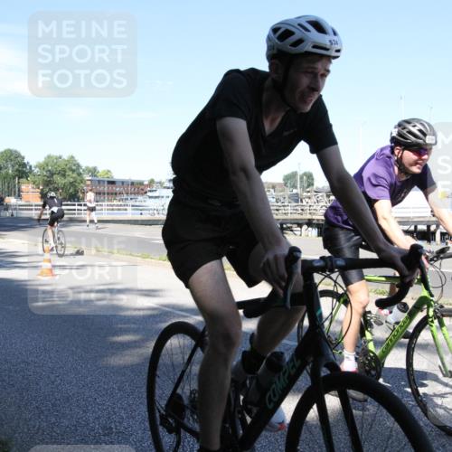 17.08.2025 - KN Förde Triathlon 2025 Yannick Fuchs http://msf.ph/oto/8619752 17.08.2025 13:31:35 Radfahren 508, 516, 517, 534 meine-sportfotos.de