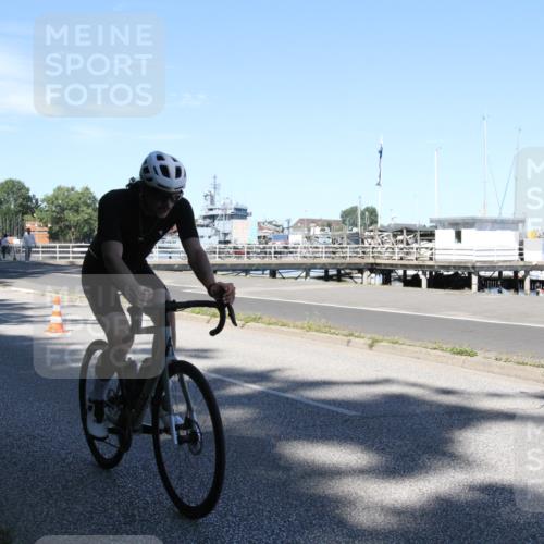 17.08.2025 - KN Förde Triathlon 2025 Yannick Fuchs http://msf.ph/oto/8619785 17.08.2025 13:33:14 Radfahren 484, 517, 524, 527 meine-sportfotos.de