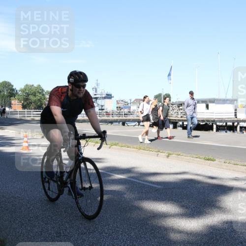 17.08.2025 - KN Förde Triathlon 2025 Yannick Fuchs http://msf.ph/oto/8619811 17.08.2025 13:34:30 Radfahren 410, 438, 535, 549 meine-sportfotos.de