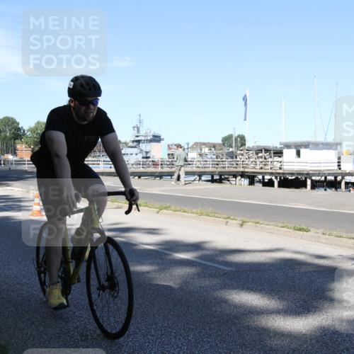 17.08.2025 - KN Förde Triathlon 2025 Yannick Fuchs http://msf.ph/oto/8619834 17.08.2025 13:36:02 Radfahren 481, 510, 547 meine-sportfotos.de