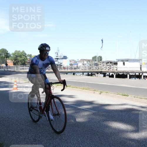 17.08.2025 - KN Förde Triathlon 2025 Yannick Fuchs http://msf.ph/oto/8619851 17.08.2025 13:38:12 Radfahren 538, 539 meine-sportfotos.de