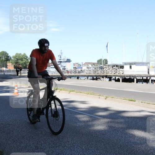 17.08.2025 - KN Förde Triathlon 2025 Yannick Fuchs http://msf.ph/oto/8619874 17.08.2025 13:40:35 Radfahren 478, 485 meine-sportfotos.de