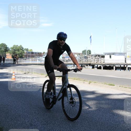 17.08.2025 - KN Förde Triathlon 2025 Yannick Fuchs http://msf.ph/oto/8619877 17.08.2025 13:41:34 Radfahren 492, 495, 526 meine-sportfotos.de
