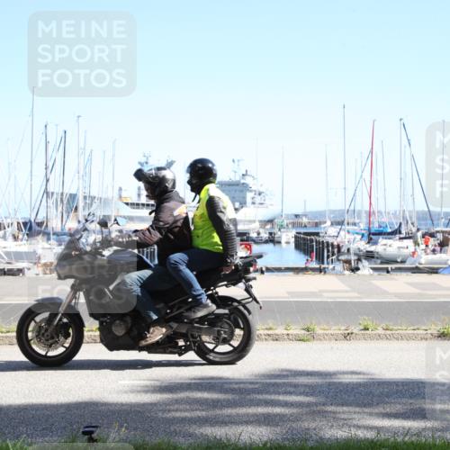 17.08.2025 - KN Förde Triathlon 2025 Yannick Fuchs http://msf.ph/oto/8619890 17.08.2025 11:23:03 Radfahren 281, 343, 370, 601 meine-sportfotos.de