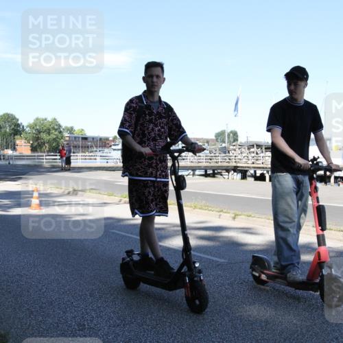 17.08.2025 - KN Förde Triathlon 2025 Yannick Fuchs http://msf.ph/oto/8619905 17.08.2025 13:48:06 Radfahren  meine-sportfotos.de