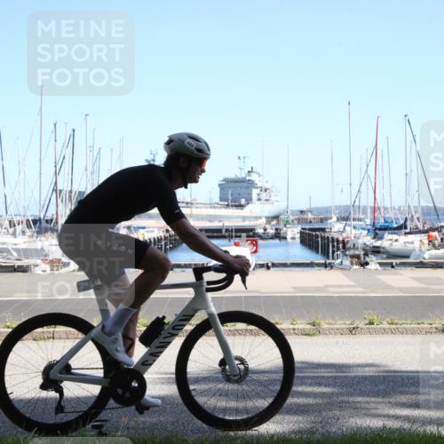17.08.2025 - KN Förde Triathlon 2025 Yannick Fuchs http://msf.ph/oto/8619975 17.08.2025 11:24:24 Radfahren 263, 271, 329, 350, 354, 642 meine-sportfotos.de