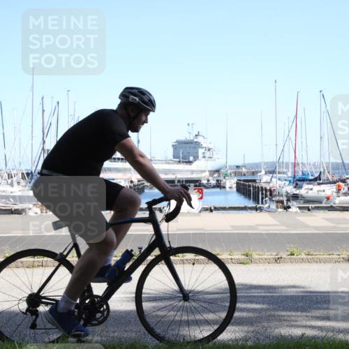 17.08.2025 - KN Förde Triathlon 2025 Yannick Fuchs http://msf.ph/oto/8619981 17.08.2025 11:24:36 Radfahren 281, 326, 352, 371, 380, 616 meine-sportfotos.de