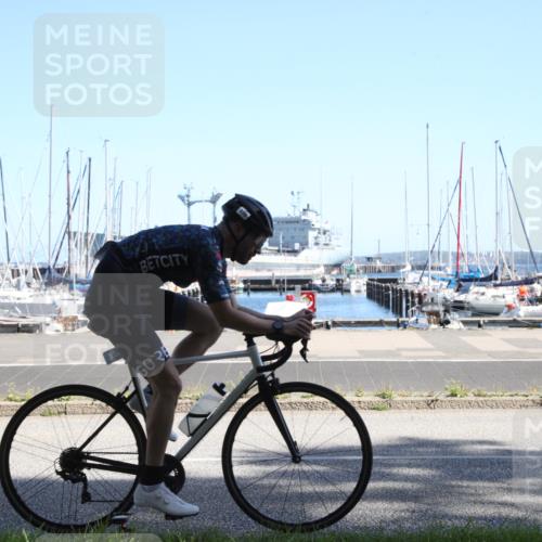 17.08.2025 - KN Förde Triathlon 2025 Yannick Fuchs http://msf.ph/oto/8620003 17.08.2025 11:25:26 Radfahren 261, 266, 285, 295, 330, 377, 384, 609 meine-sportfotos.de