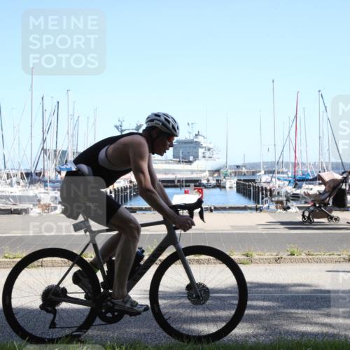 17.08.2025 - KN Förde Triathlon 2025 Yannick Fuchs http://msf.ph/oto/8620042 17.08.2025 11:26:27 Radfahren 303, 323, 352, 380, 626 meine-sportfotos.de