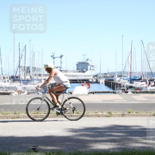 17.08.2025 - KN Förde Triathlon 2025 Yannick Fuchs http://msf.ph/oto/8620053 17.08.2025 11:27:00 Radfahren 294, 346, 606, 609, 633 meine-sportfotos.de