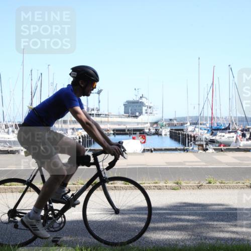 17.08.2025 - KN Förde Triathlon 2025 Yannick Fuchs http://msf.ph/oto/8620057 17.08.2025 11:27:06 Radfahren 294, 295, 346, 606, 625, 629 meine-sportfotos.de