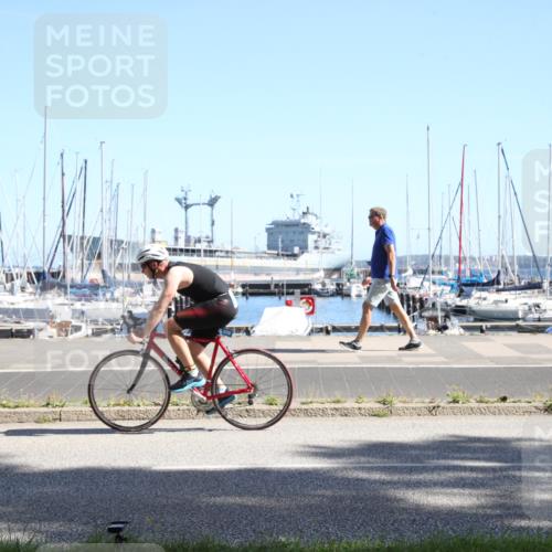 17.08.2025 - KN Förde Triathlon 2025 Yannick Fuchs http://msf.ph/oto/8620227 17.08.2025 11:33:52 Radfahren 281, 288, 306, 356, 370, 389 meine-sportfotos.de