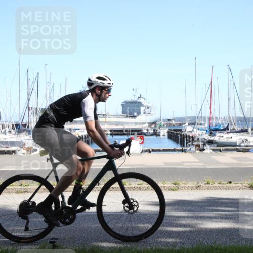 17.08.2025 - KN Förde Triathlon 2025 Yannick Fuchs http://msf.ph/oto/8620363 17.08.2025 11:38:37 Radfahren 294, 335, 351, 361, 382, 624, 625 meine-sportfotos.de