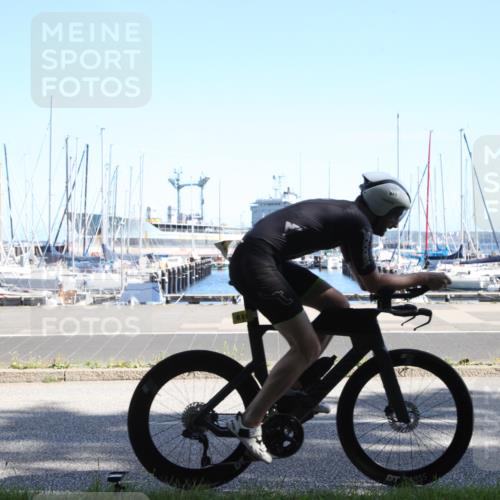 17.08.2025 - KN Förde Triathlon 2025 Yannick Fuchs http://msf.ph/oto/8620411 17.08.2025 11:41:38 Radfahren 603, 611 meine-sportfotos.de