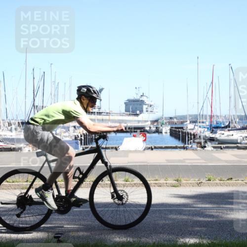 17.08.2025 - KN Förde Triathlon 2025 Yannick Fuchs http://msf.ph/oto/8620471 17.08.2025 11:44:28 Radfahren 325, 329, 350, 371, 385, 616 meine-sportfotos.de