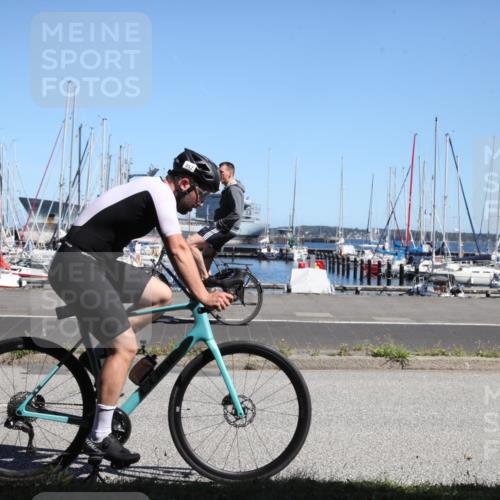 17.08.2025 - KN Förde Triathlon 2025 Yannick Fuchs http://msf.ph/oto/8620848 17.08.2025 12:57:31 Radfahren 357, 397, 410, 413, 417 meine-sportfotos.de