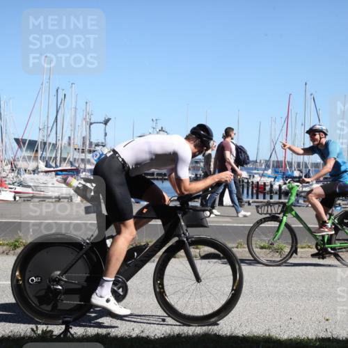 17.08.2025 - KN Förde Triathlon 2025 Yannick Fuchs http://msf.ph/oto/8620857 17.08.2025 12:57:56 Radfahren 415, 422, 492, 501, 532, 548 meine-sportfotos.de
