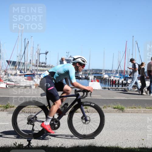 17.08.2025 - KN Förde Triathlon 2025 Yannick Fuchs http://msf.ph/oto/8620859 17.08.2025 12:57:57 Radfahren 415, 422, 492, 501, 513, 548 meine-sportfotos.de