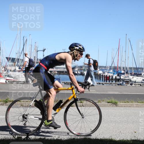 17.08.2025 - KN Förde Triathlon 2025 Yannick Fuchs http://msf.ph/oto/8620860 17.08.2025 12:57:59 Radfahren 415, 422, 492, 501, 513, 548 meine-sportfotos.de