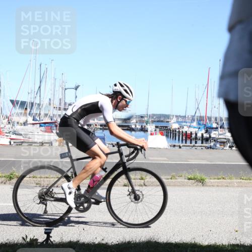 17.08.2025 - KN Förde Triathlon 2025 Yannick Fuchs http://msf.ph/oto/8620877 17.08.2025 12:58:38 Radfahren 419, 477, 480, 496 meine-sportfotos.de