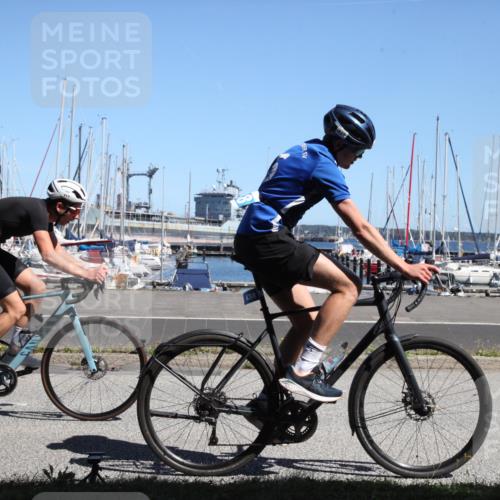 17.08.2025 - KN Förde Triathlon 2025 Yannick Fuchs http://msf.ph/oto/8620884 17.08.2025 12:58:55 Radfahren 413, 417, 438, 439, 441, 466, 525, 541 meine-sportfotos.de