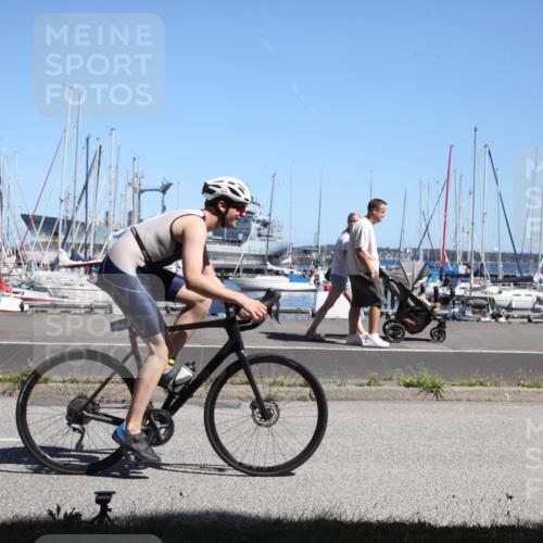 17.08.2025 - KN Förde Triathlon 2025 Yannick Fuchs http://msf.ph/oto/8620992 17.08.2025 13:03:14 Radfahren 398, 435, 437, 448, 464, 473, 494, 509, 514, 515, 517, 520, 524, 549 meine-sportfotos.de