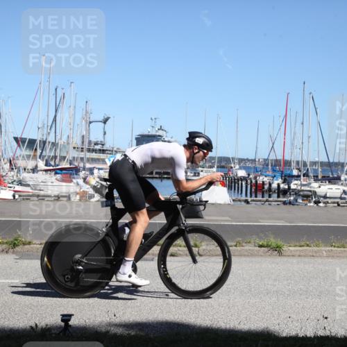 17.08.2025 - KN Förde Triathlon 2025 Yannick Fuchs http://msf.ph/oto/8621094 17.08.2025 13:06:53 Radfahren 413, 415, 417, 422, 426, 498 meine-sportfotos.de