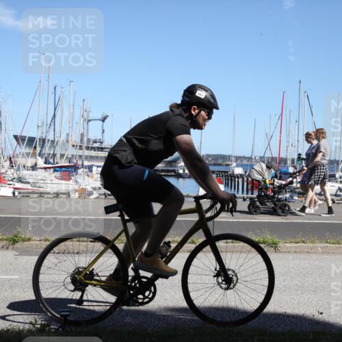 17.08.2025 - KN Förde Triathlon 2025 Yannick Fuchs http://msf.ph/oto/8621275 17.08.2025 13:14:06 Radfahren 414, 422, 476, 481, 542, 547 meine-sportfotos.de