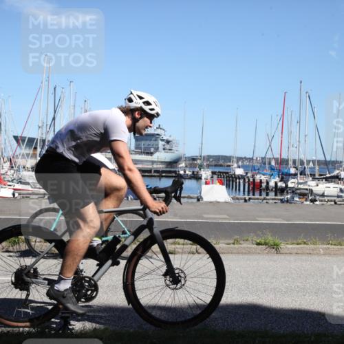 17.08.2025 - KN Förde Triathlon 2025 Yannick Fuchs http://msf.ph/oto/8621379 17.08.2025 13:17:52 Radfahren 357, 397, 421, 427, 433, 455, 462, 532, 548 meine-sportfotos.de