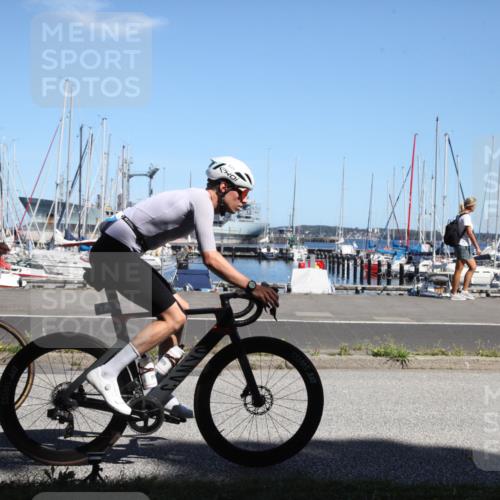 17.08.2025 - KN Förde Triathlon 2025 Yannick Fuchs http://msf.ph/oto/8621416 17.08.2025 13:19:17 Radfahren 423, 426, 433, 439, 529 meine-sportfotos.de