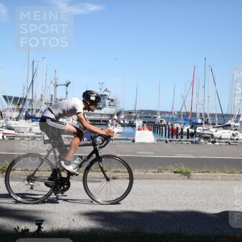 17.08.2025 - KN Förde Triathlon 2025 Yannick Fuchs http://msf.ph/oto/8621494 17.08.2025 13:22:44 Radfahren 410, 461, 486, 528 meine-sportfotos.de