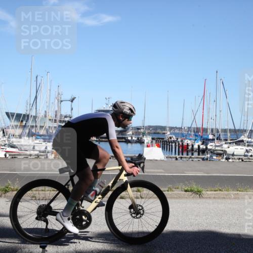 17.08.2025 - KN Förde Triathlon 2025 Yannick Fuchs http://msf.ph/oto/8621505 17.08.2025 13:23:45 Radfahren 395, 432, 475, 493, 535, 549 meine-sportfotos.de