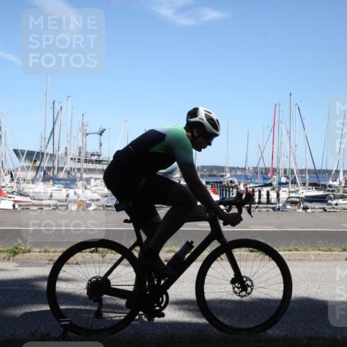 17.08.2025 - KN Förde Triathlon 2025 Yannick Fuchs http://msf.ph/oto/8621606 17.08.2025 13:28:38 Radfahren 479, 506 meine-sportfotos.de