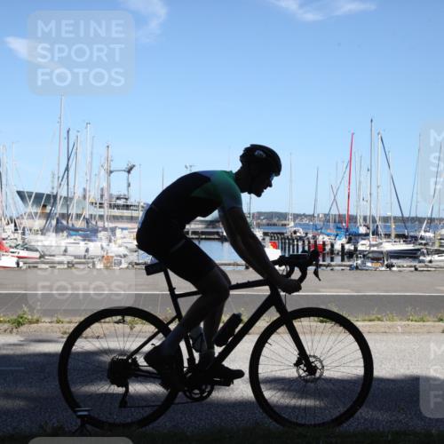 17.08.2025 - KN Förde Triathlon 2025 Yannick Fuchs http://msf.ph/oto/8621657 17.08.2025 13:32:38 Radfahren 410, 438, 520, 546 meine-sportfotos.de